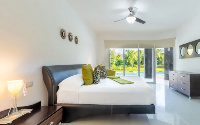 Z Casa Girasol 2 Bedroom Condo by Redawning