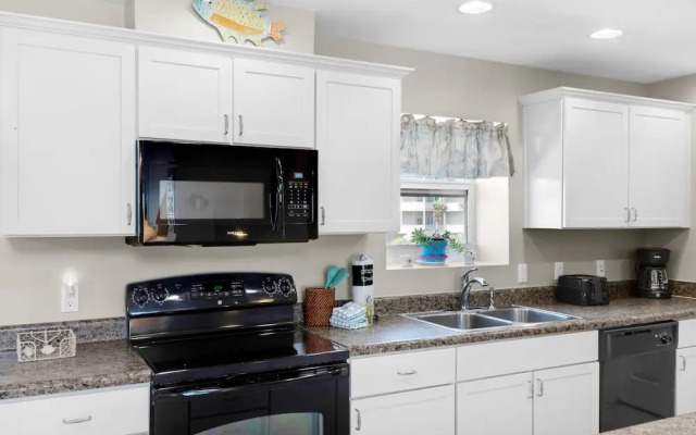 Portside Villas Unit 13