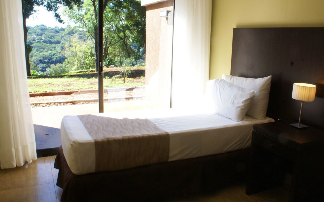Pirayu Lodge Resort