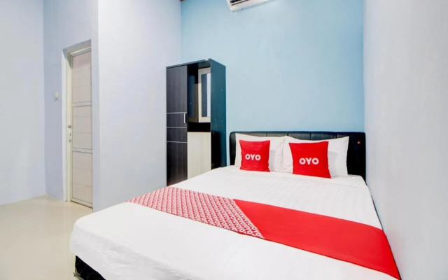 Hotel O Alun-Alun Purwokerto Near Gor Satria Purwokerto Formerly Guest House Blessing