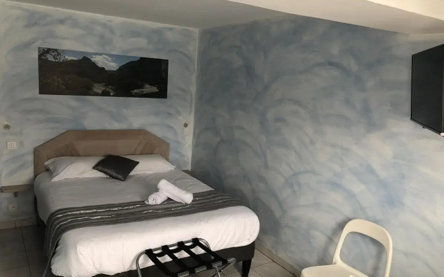 Logis Hotel Bellevue