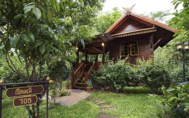 Phuwanalee Resort