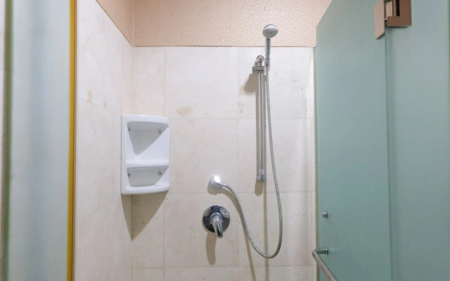 Spacious And Modern 2Br At Apartment Dago Butik