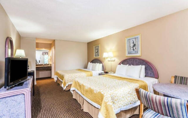 Days Inn Franklin Nashville