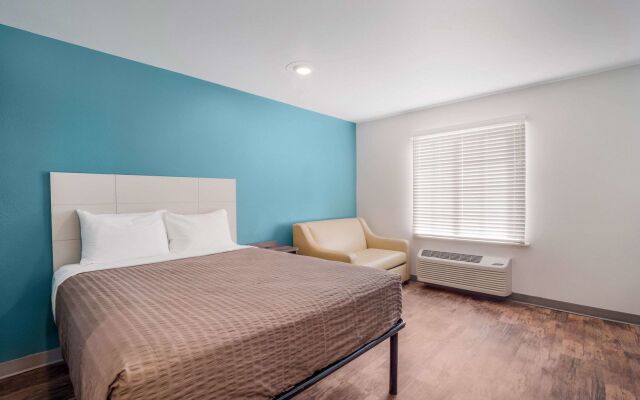 WoodSpring Suites North Charleston Airport I-526