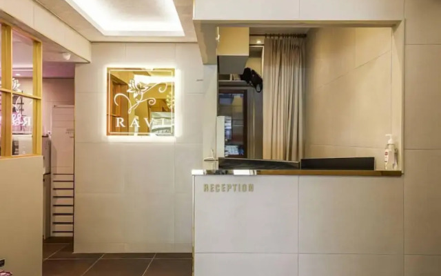 Hotel Ravi