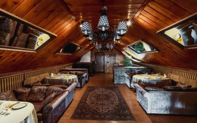 Гостинично-ресторанный комплекс Подворье