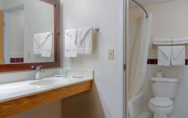 Quality Inn & Suites New Prague