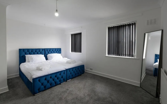 2-bedroom- Stoke-on-trent-sleeps 5-petsok