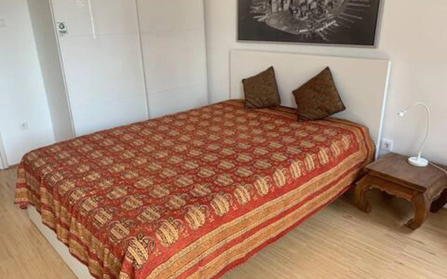 Maharaja Mountain Palace 3-bed Apartment in Buda