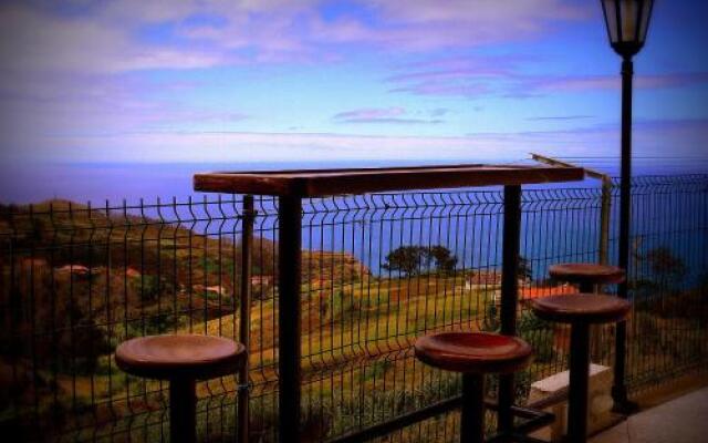 Madeira Sunset Cottage