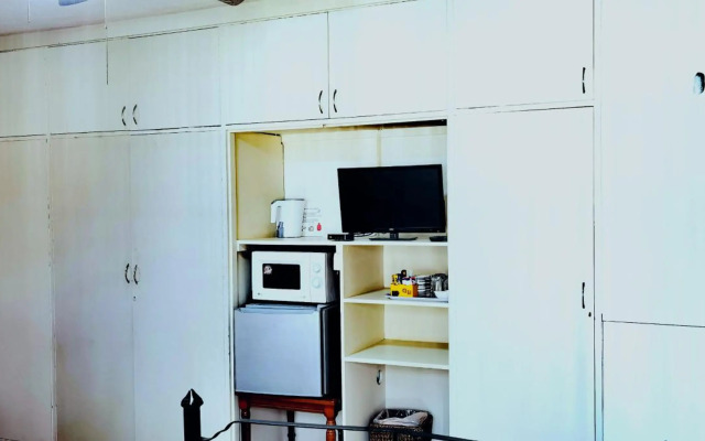 Die Gastehuis/The Guesthouse