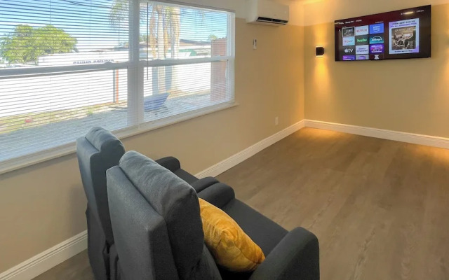 TriLuxe Inn & Studios