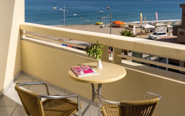 Pearl Beach Hotel