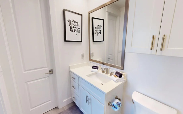 Seaside Serenity 5 Bedroom Home