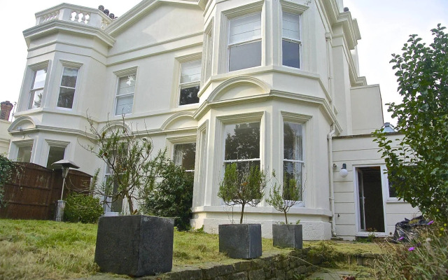 The Walton Hotel