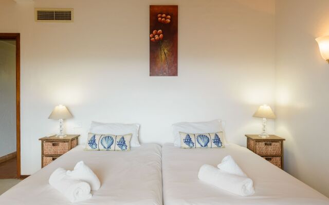 San Lameer Villa Rentals 1938