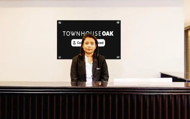 Premium Stays at Oak Indranagar