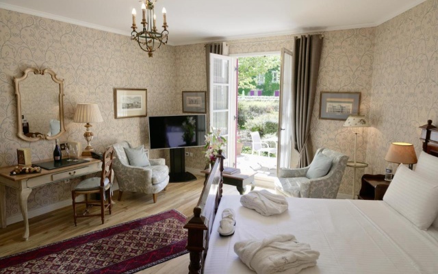 Le Manoir De Gressy