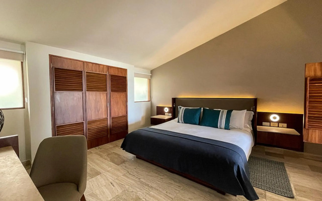 Royal Select at Grand Park Royal Cancun-All Inclusive-Adults Only