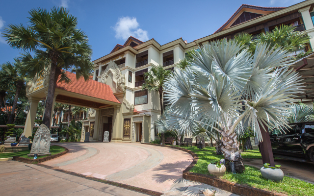 Empress Residence Resort & Spa