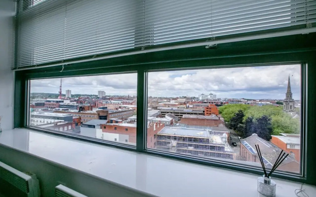 Living Space - Emerald