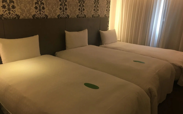 Forward Hotel Nangang