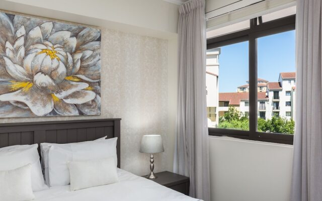 Island Club LA302 by CTHA