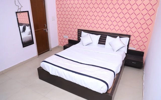 Hotel Axiom Prime