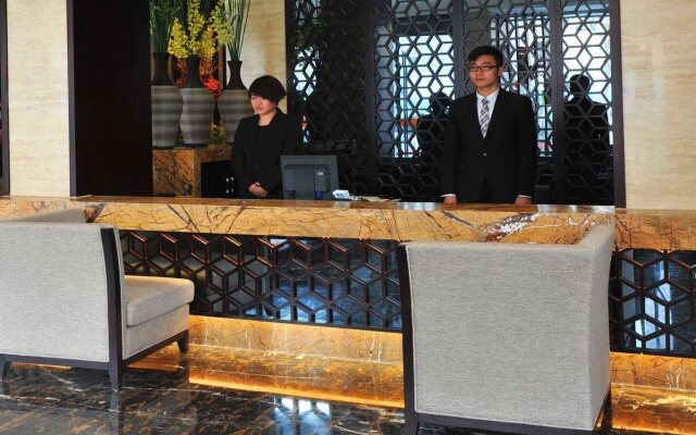 City Hotel(Hangzhou Renmin Road Metro Station)