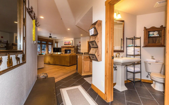 Timbers by Summit County Mountain Retreats