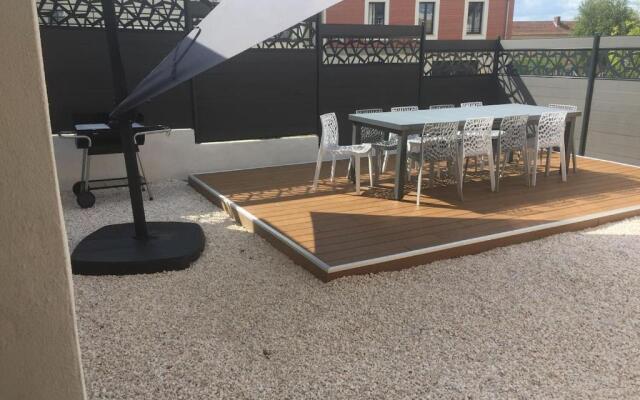 Gîte 8 à 14 personnes en Champagne avec jacuzzi