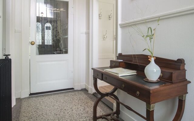 Zenzez Hotel & Lounge