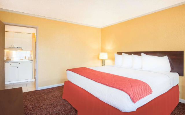 Red Roof Inn Ashtabula - Austinburg