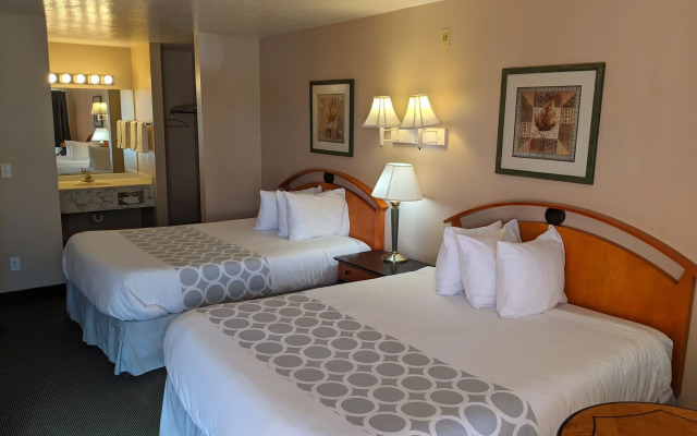 Cathedral Valley Inn