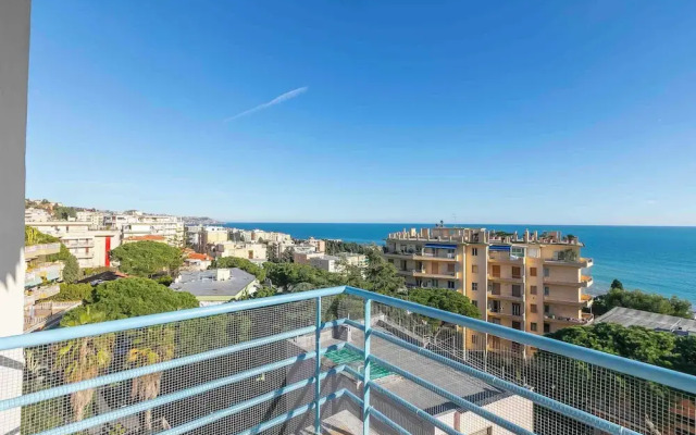 Sofy Apartment- Sea View & Private Parking