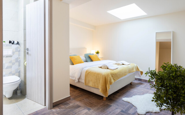 Cozy and Modern Studio near City Center