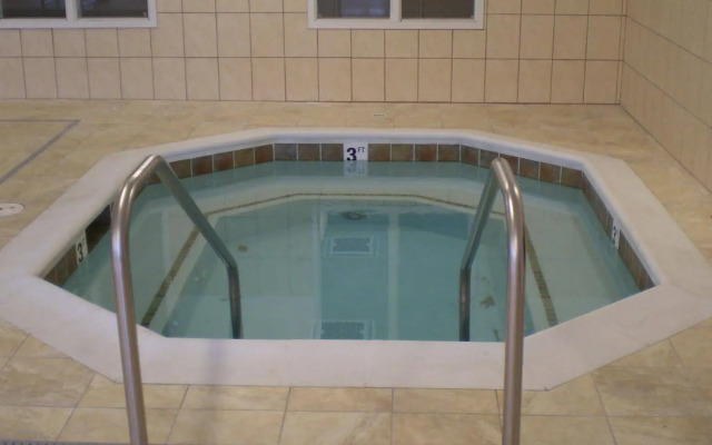 Staybridge Suites Rockford by IHG