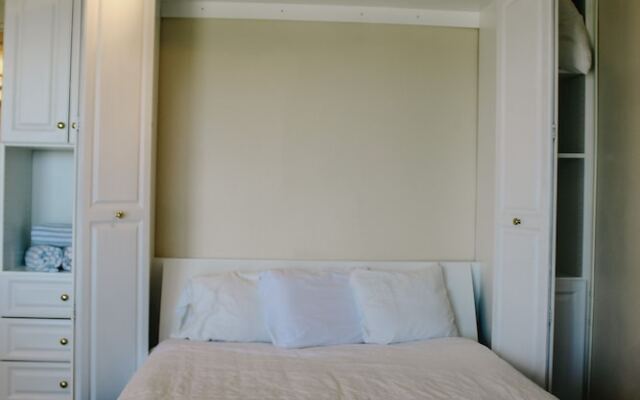 Outrigger Beach Club