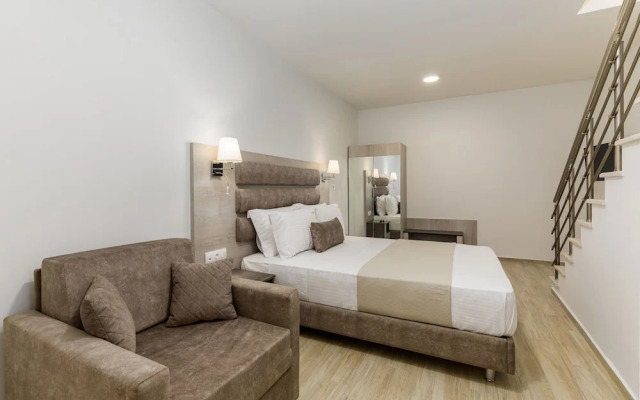 Aria Garden Suites