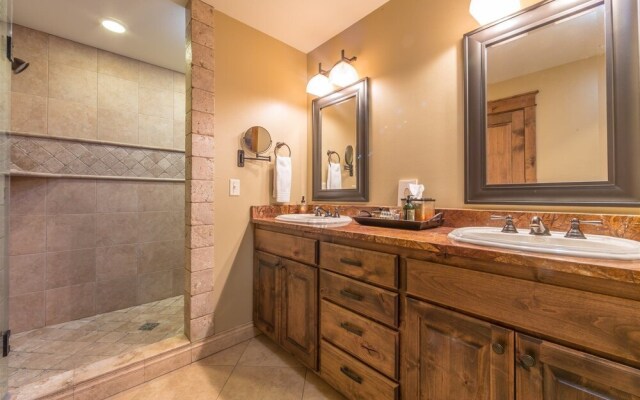 Bozeman - Main Street Retreat