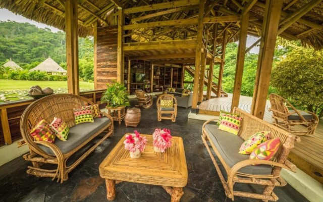 One Santuario Natural