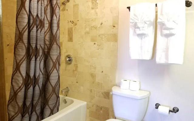 The Lofts at Mendelbaum Cellars