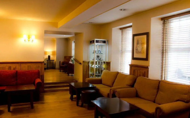 Newbury Hotel