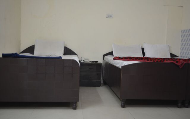 Shubham Hotel
