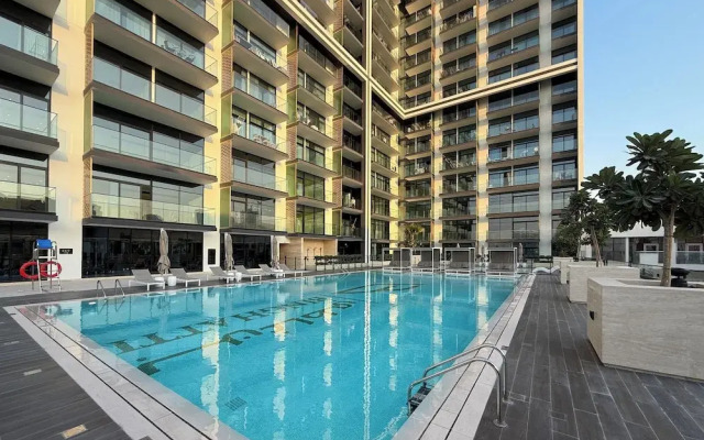 Cozy 1BR in Binghatti Emerald