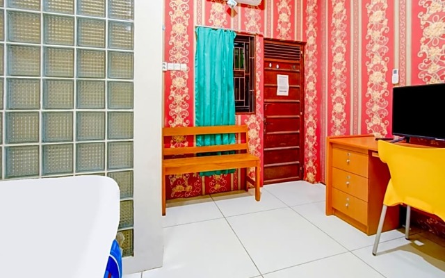 OYO Life 3103 Opo Homestay & Kost