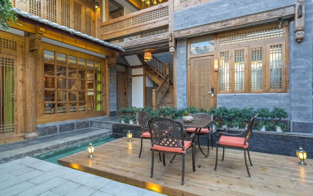 Floral Hotel Lijiang Huazizai