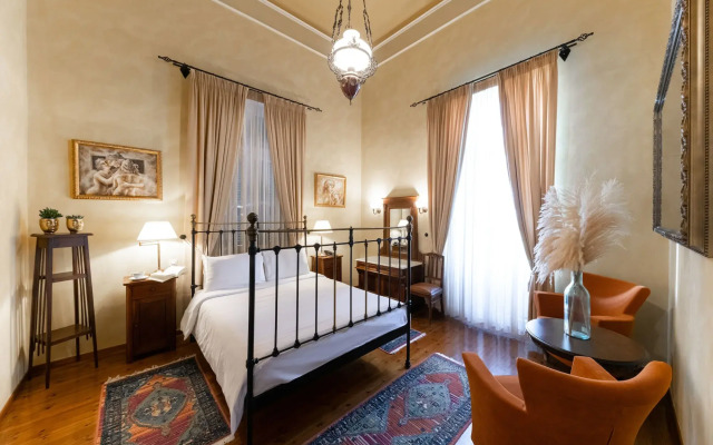 Nafsimedon Hotel
