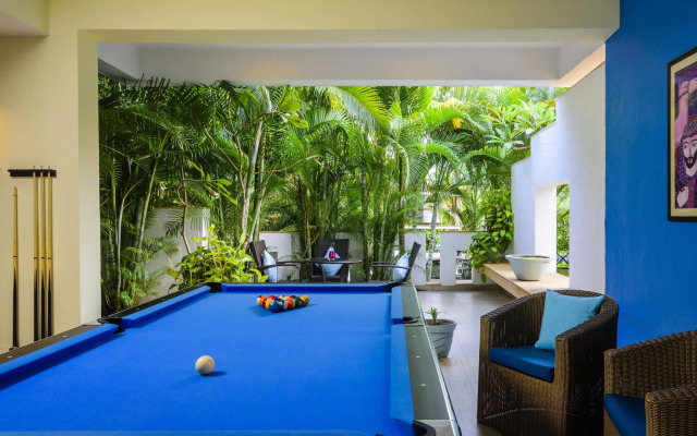 Living Room by Seasons Hotels